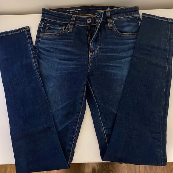 AG The Farrah Skinny High Rise - Picture 1 of 4